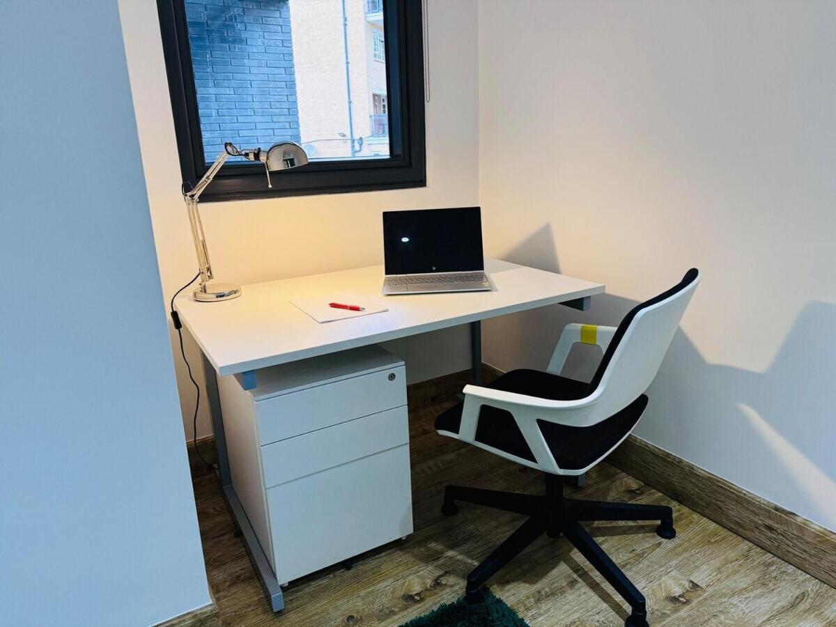 The Edge Ft4 Apartment London Exterior photo