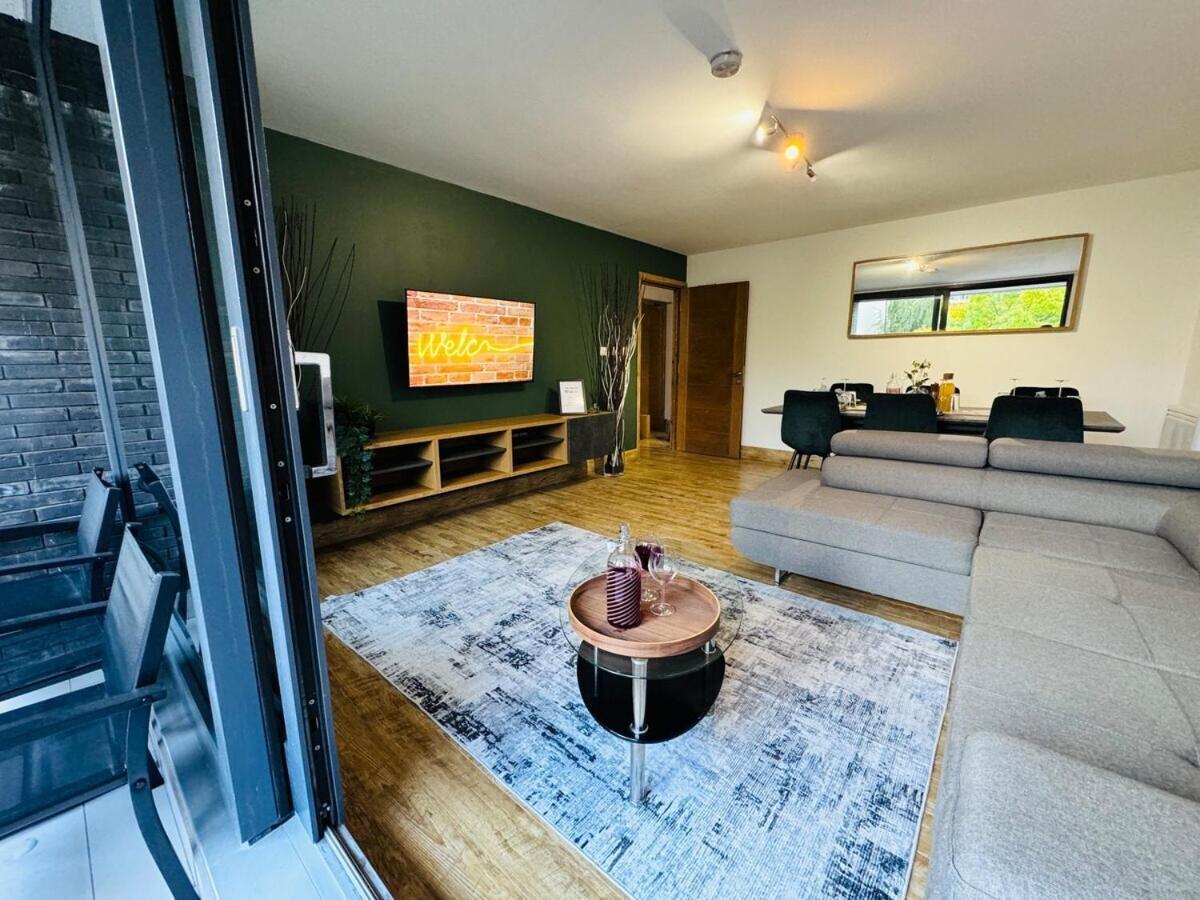 The Edge Ft4 Apartment London Exterior photo
